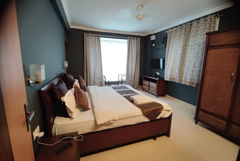 bedroom1